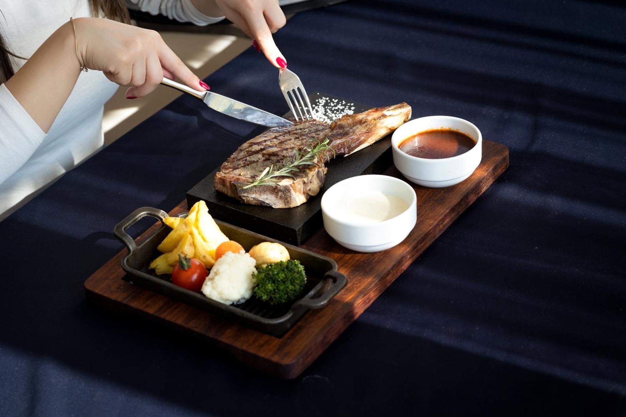 Amazona Hotel 普里什蒂纳 外观 照片