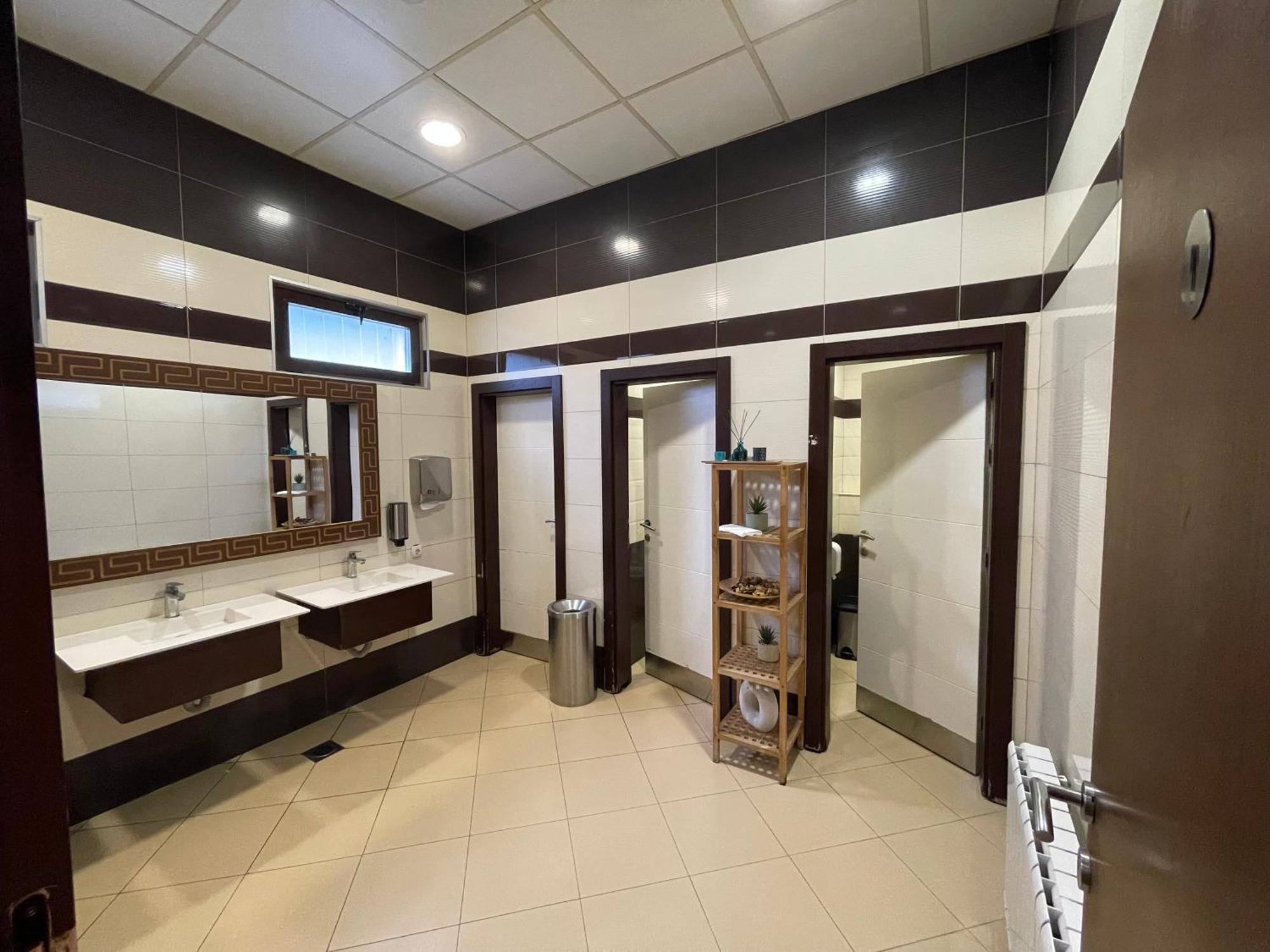 Amazona Hotel 普里什蒂纳 外观 照片