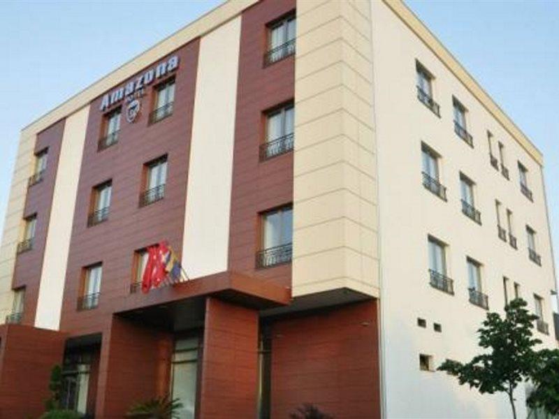 Amazona Hotel 普里什蒂纳 外观 照片