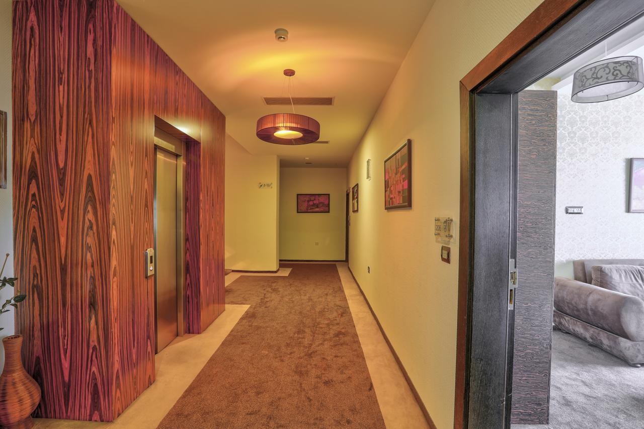 Amazona Hotel 普里什蒂纳 外观 照片